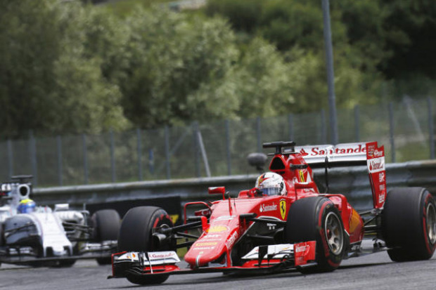 Foto zur News: Williams: Kampf gegen Ferrari um WM-Platz zwei ist eröffnet