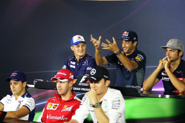 Foto zur News: Carlos Sainz über Leben der Formel 1: Mentale Härte gefragt