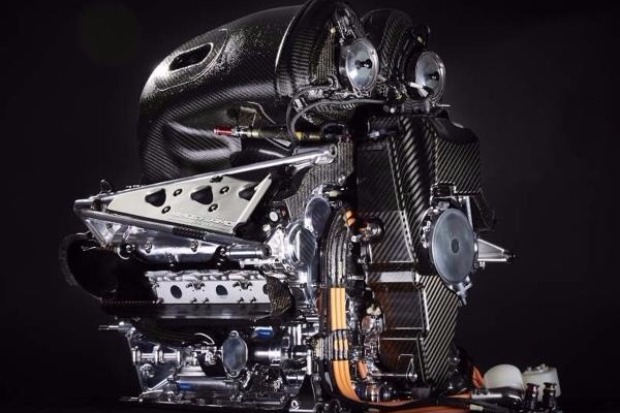 Foto zur News: Was Mercedes am Motorenvorschlag nicht gefällt