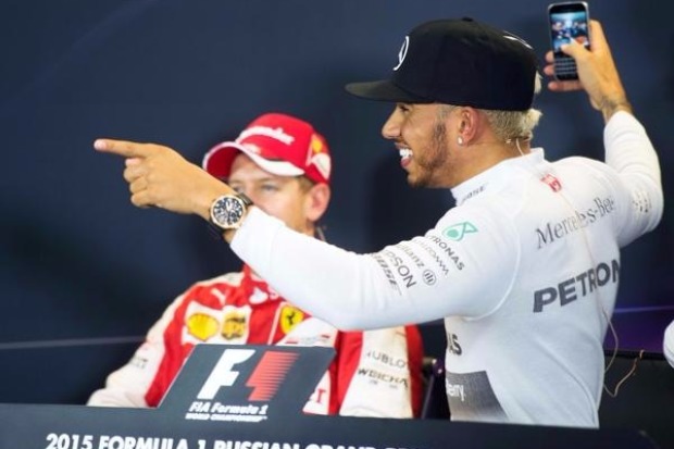 Foto zur News: Social-Media-Verweigerer Vettel mag Pizza lieber ohne alles