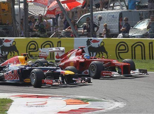 Foto zur News: Vettels Funksprüche 2012: "Ich habe genug Platz gelassen"