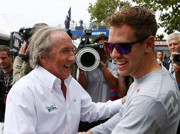Foto zur News: Stewart: "Vettel könnte es Schumacher nachmachen"
