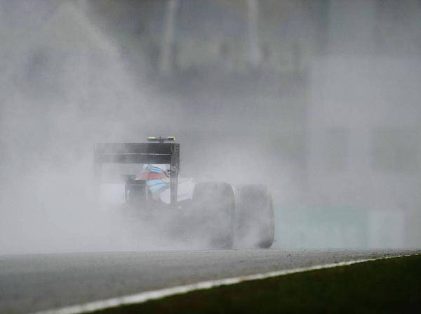 Foto zur News: Williams stöhnt: Schon wieder Regen...