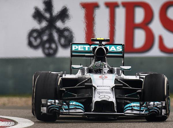 Foto zur News: Ohne Telemetrie: Rosberg wird zum Dauerfunker