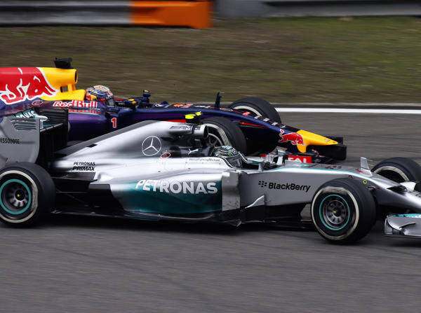 Foto zur News: Red Bull will bei Mercedes-Pech erster Profiteur sein