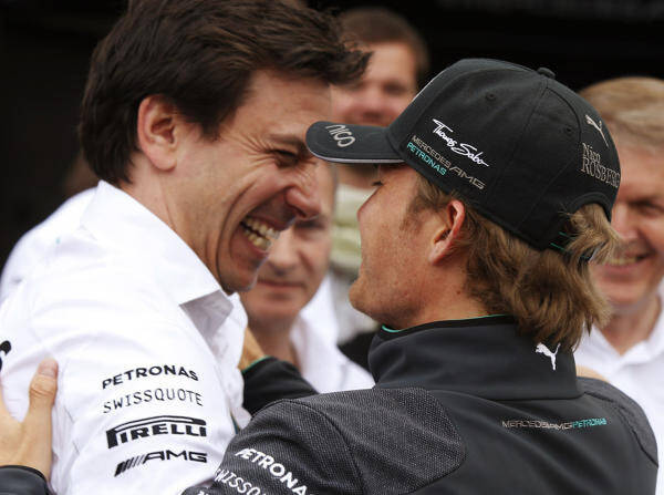 Foto zur News: Rosberg über Wolff: "Es wurden bereits Witze gemacht"