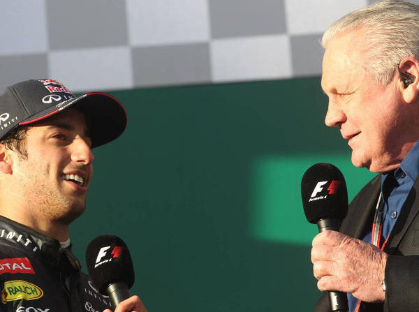 Foto zur News: Jones lobt Ricciardo: "Gebt ihm einen Mercedes!"