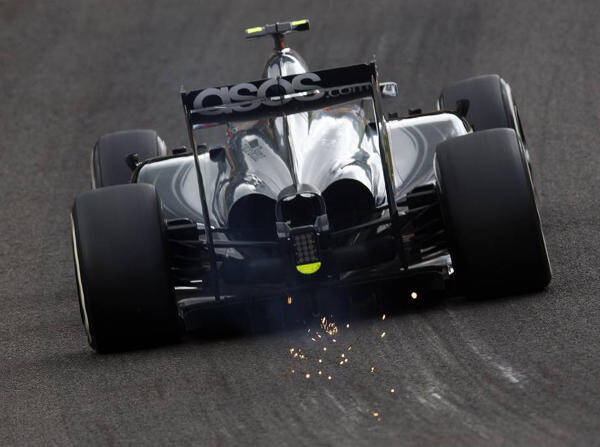 Foto zur News: Technikneuheiten: Mercedes rüstet kräftig auf