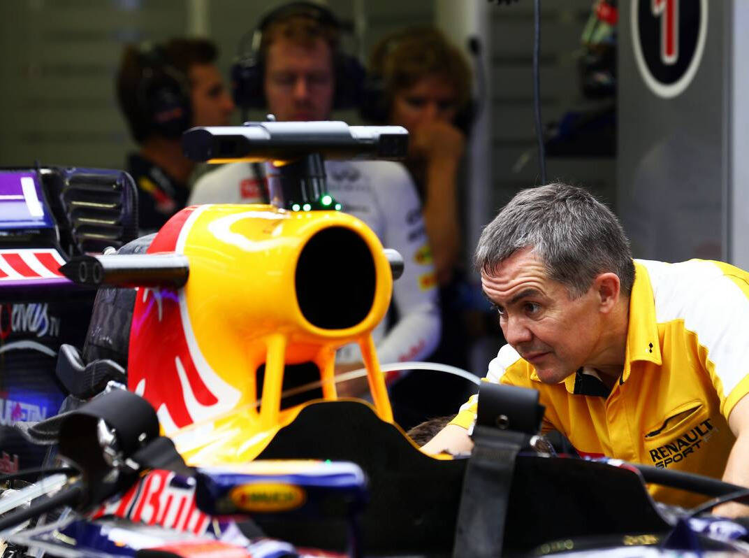 Foto zur News: Strafe droht: Renault hat schlechte Nachrichten für Vettel