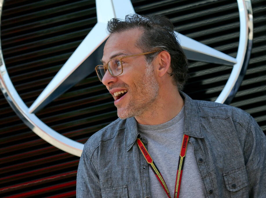 Foto zur News: Villeneuve überzeugt: Mercedes ruhte sich auf Lorbeeren aus