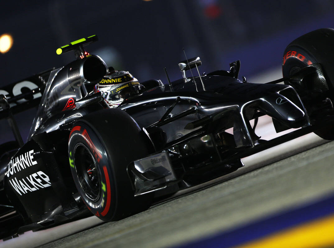 Foto zur News: McLaren kennt Grund für Magnussens kochende Trinkflasche