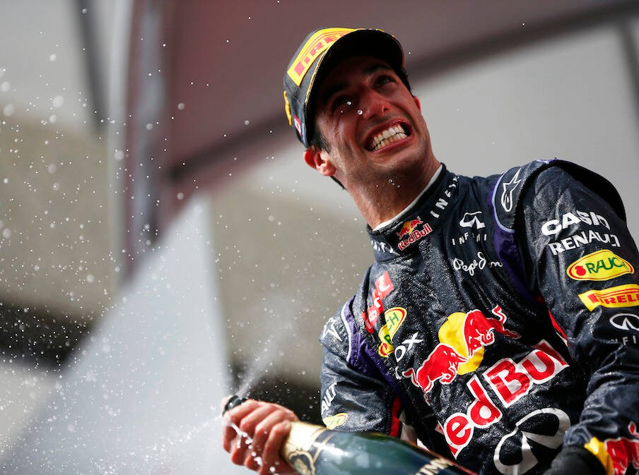 Foto zur News: Daniel Ricciardo feiert milde: Flugstorno für "ein paar Drinks"