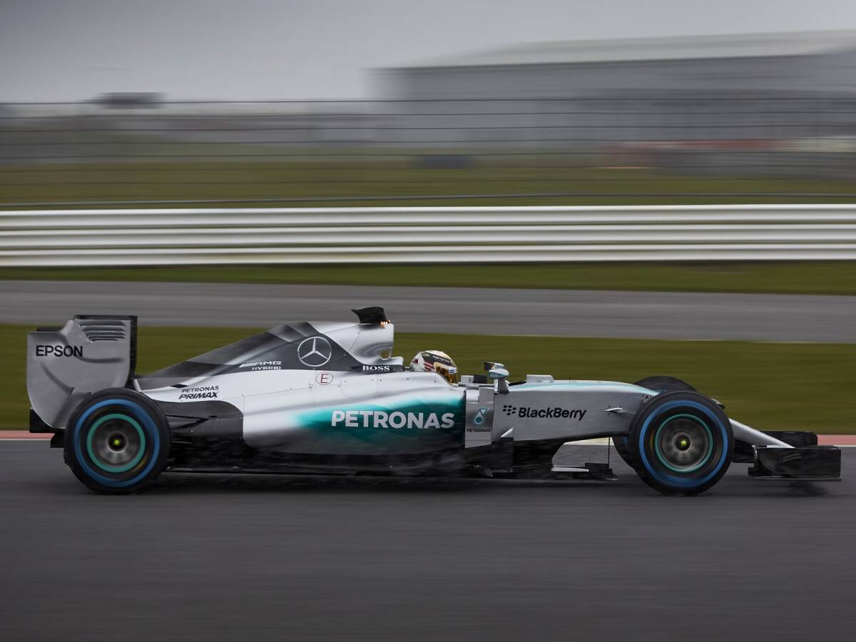 Foto zur News: Erfolgreicher Shakedown: Der neue Mercedes läuft rund
