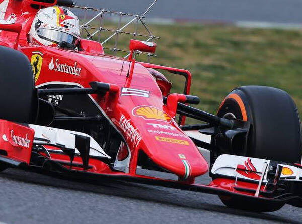 Foto zur News: Onboard-Kamera als Zusatzflügel: Ferrari mimt Mercedes
