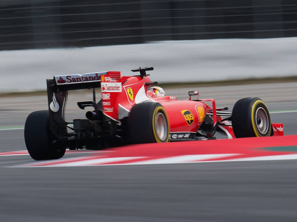Foto zur News: Vettel beeindruckt: "Mercedes-Zeit ist eine Hammerzeit!"