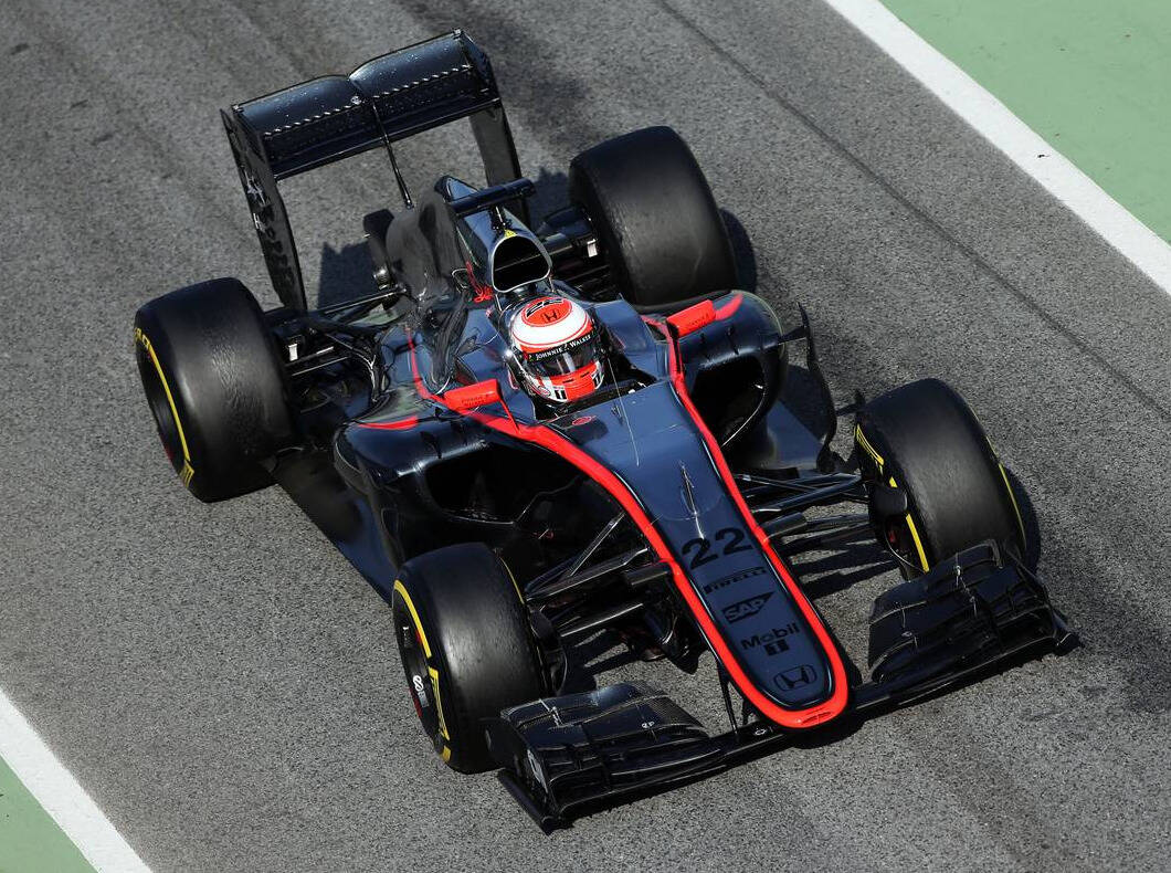 Foto zur News: McLaren erneut in Problemen: Lieber ein Schrecken mit Ende...