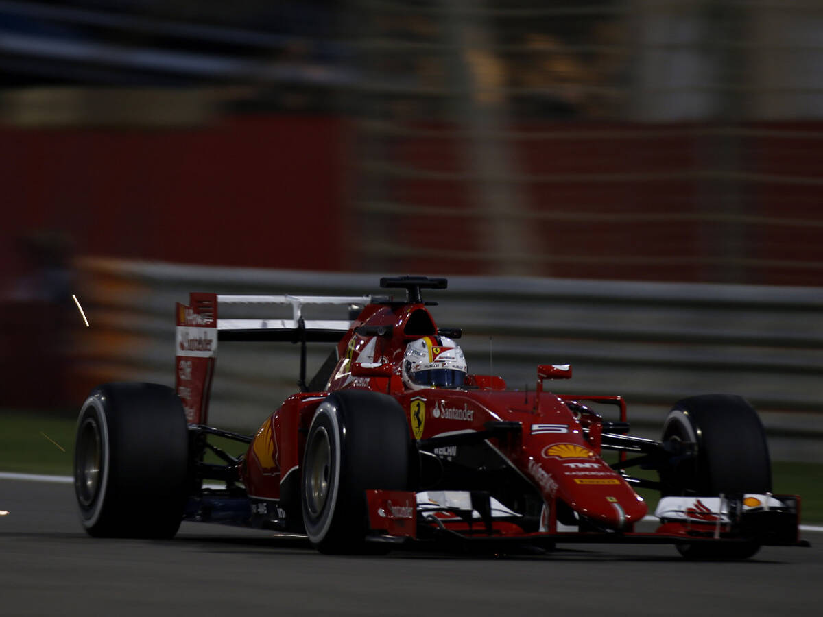 Foto zur News: Rad lose, aber ungefährlich: Keine Strafe für Sebastian Vettel