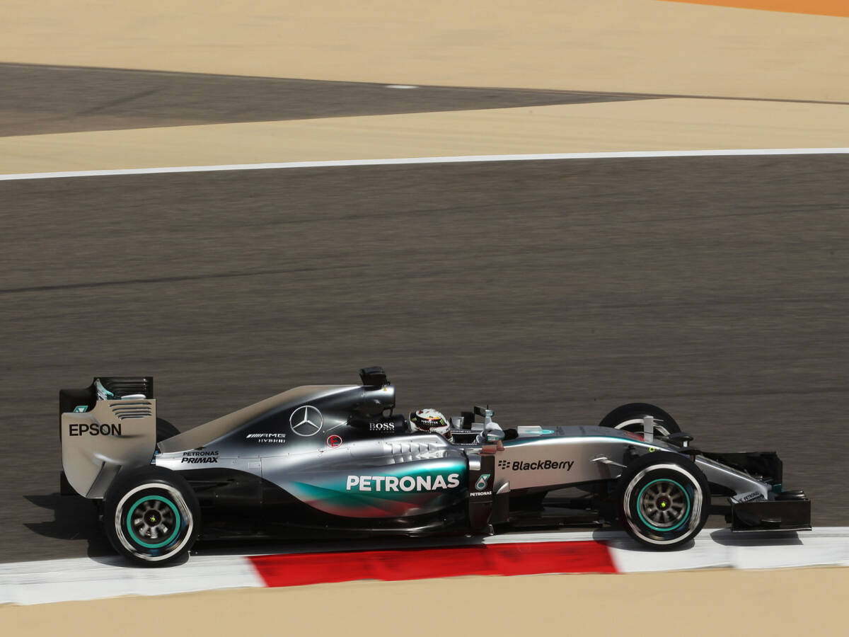 Foto zur News: Formel 1 Bahrain 2015: Ferrari macht Druck auf Mercedes