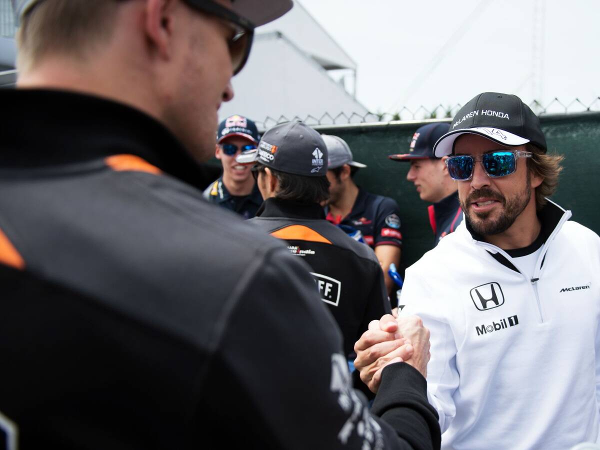 Foto zur News: Fernando Alonso: Nico Hülkenberg besser als Sebastian Vettel