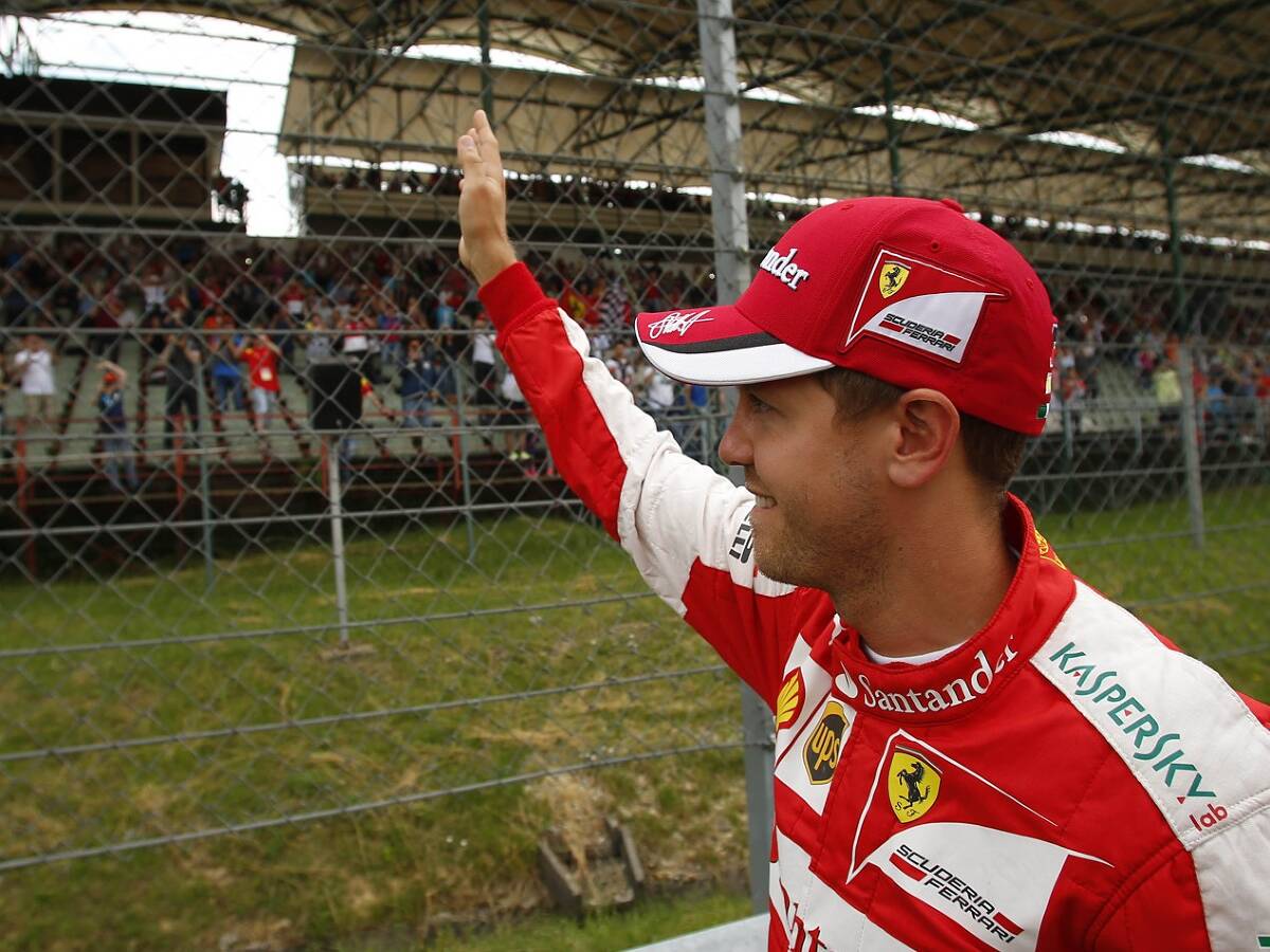Foto zur News: Sebastian Vettel: "Ich will mit Ferrari viele Titel gewinnen"