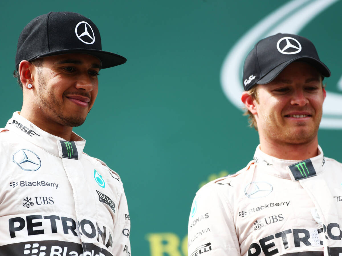 Foto zur News: Hamilton vs. Rosberg in Silverstone: Kampf an allen Fronten