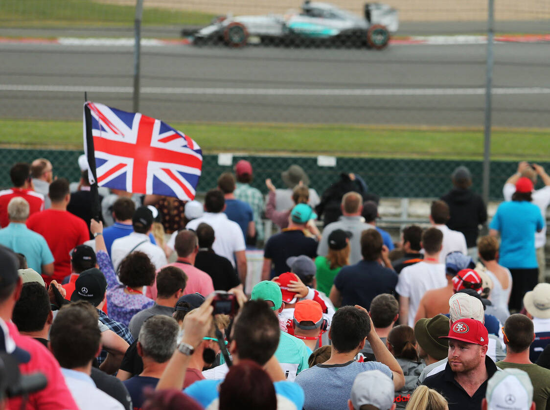 Foto zur News: Action und Boom in Silverstone: Formel-1-Krise schon vorbei?