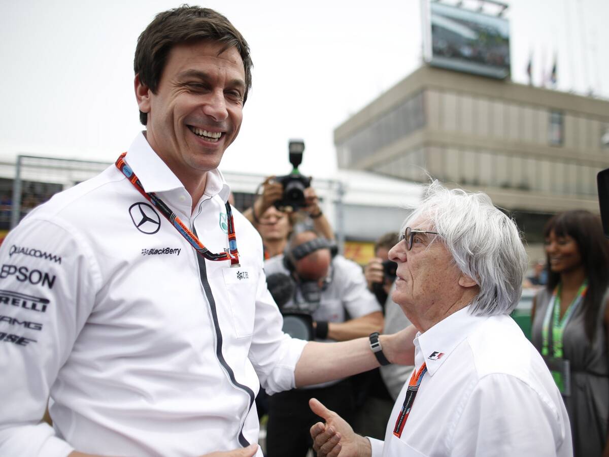 Foto zur News: Neue Spannung: Ecclestone gratuliert Mercedes zur Niederlage