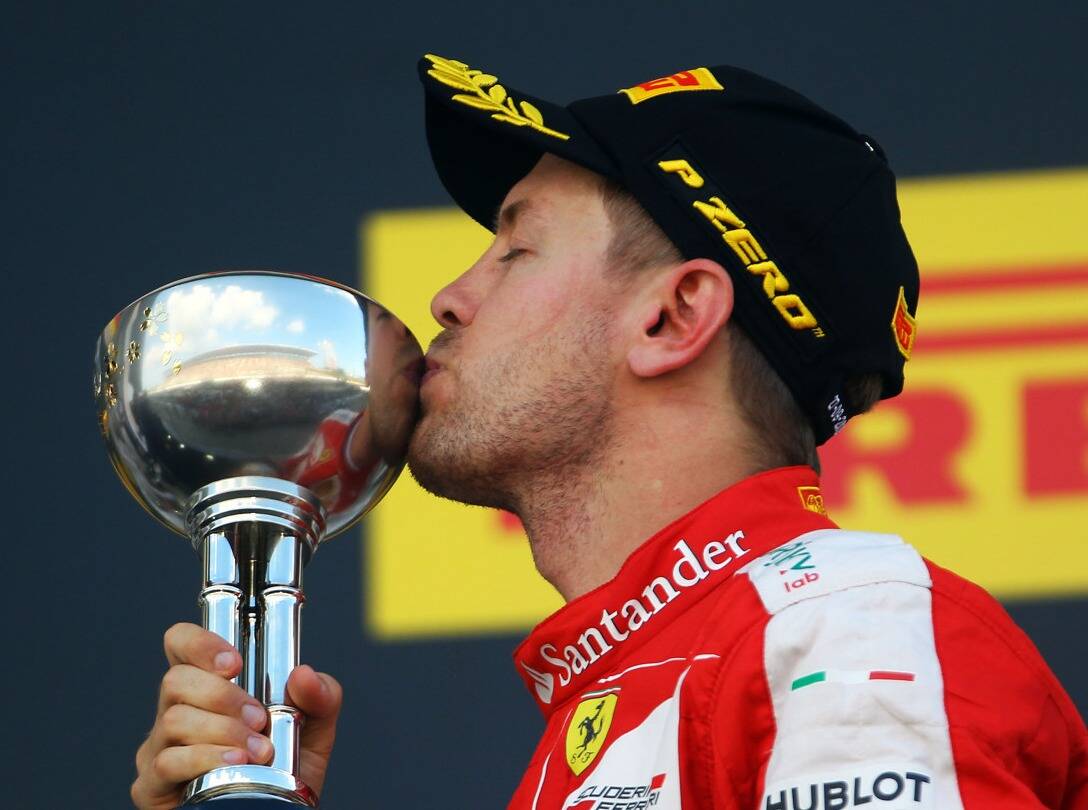 Foto zur News: Auch nach Suzuka: Sebastian Vettel glaubt an WM-Chance