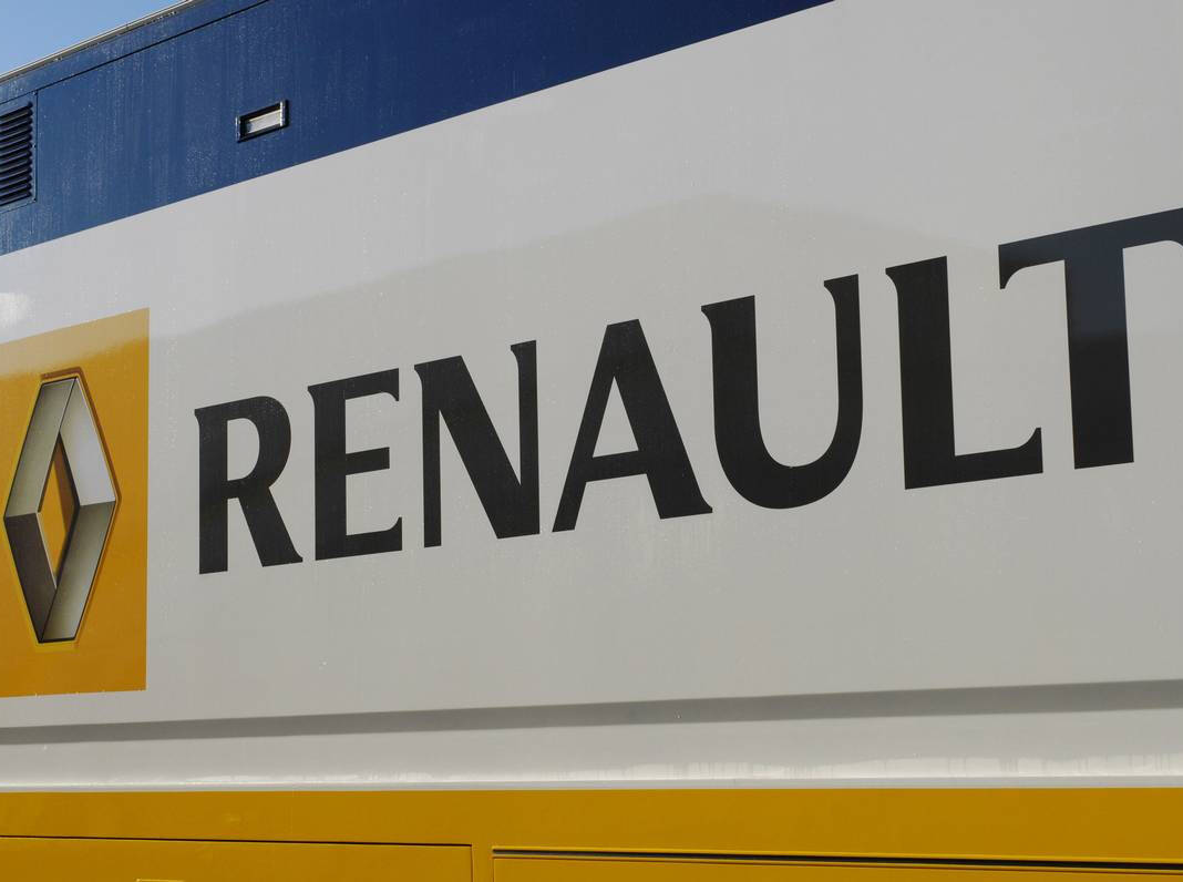 Foto zur News: Renault in Sotschi: Logistik und Visa erschweren die Einreise