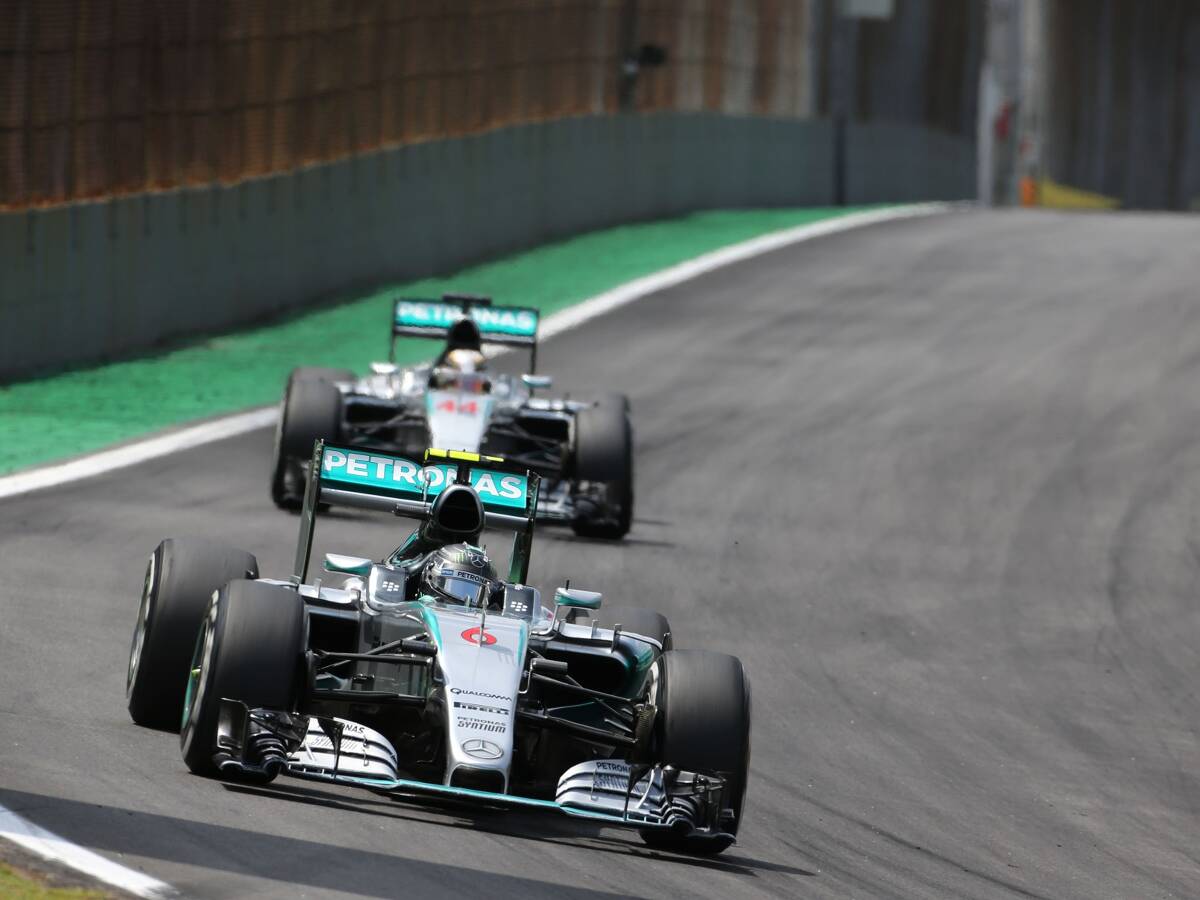 Foto zur News: Vorteil Rosberg: Hamilton hat "nicht absichtlich nachgelassen"