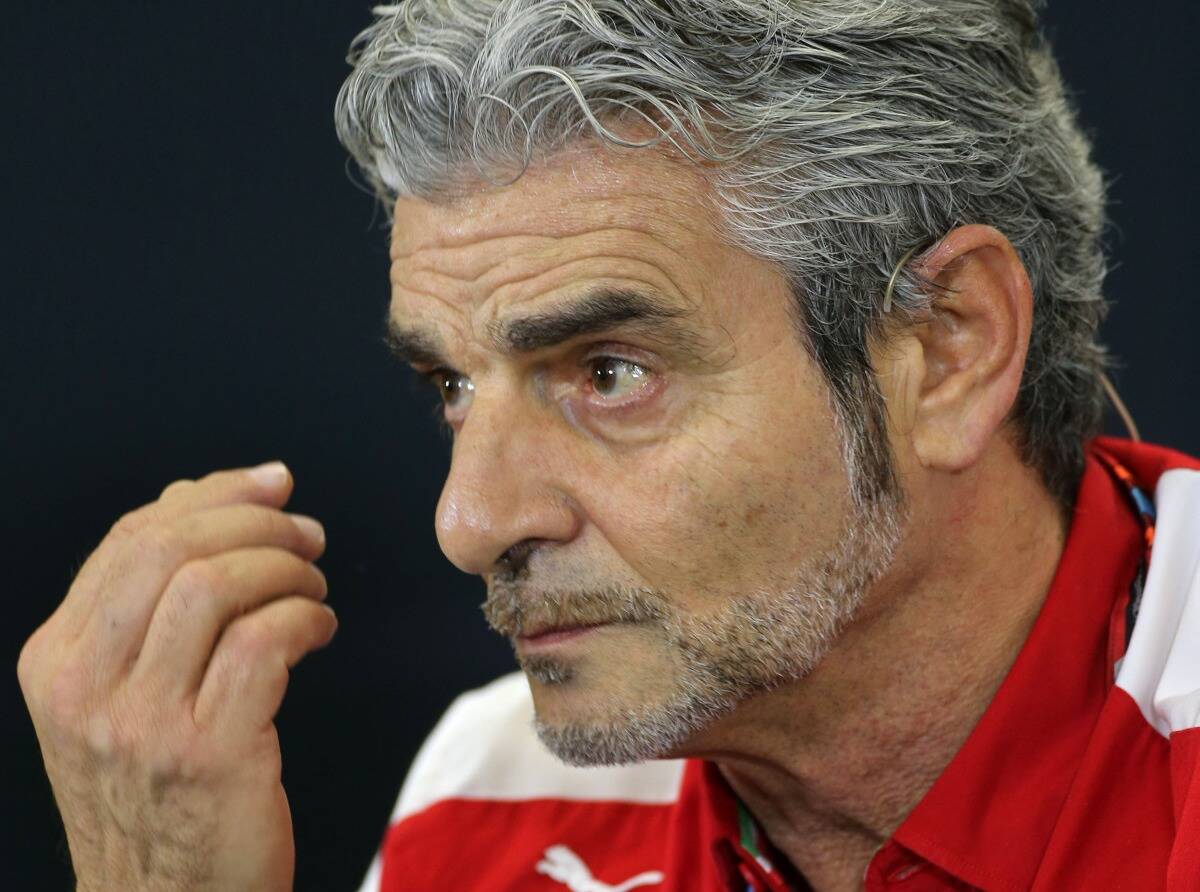 Foto zur News: "Ich schneide dir den Kopf ab": Eklat um Ferrari-Teamchef