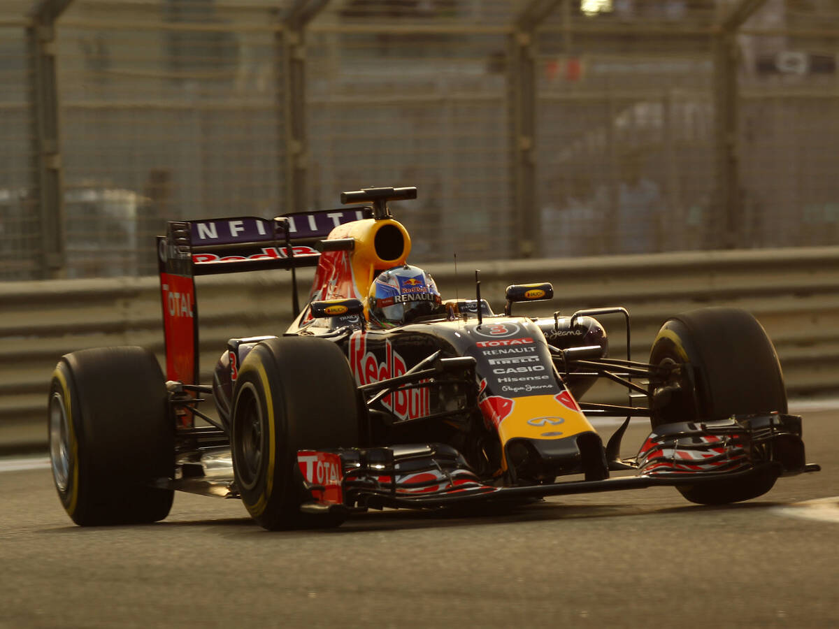 Foto zur News: Red Bull: Ricciardo mit Maximum, nur Perez stört da vorne...