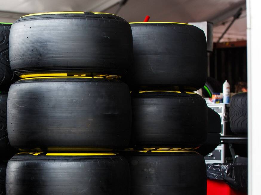 Foto zur News: Pirelli: Ultraweicher Reifen besteht erste Bewährungsprobe