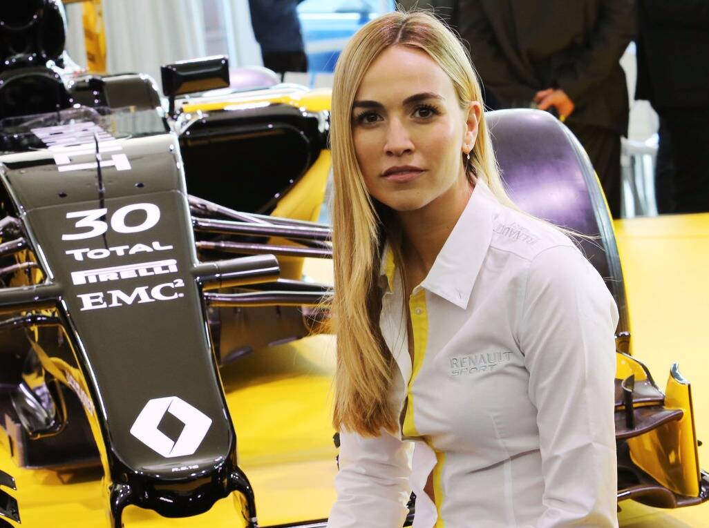 Foto zur News: Renaults Blondine kontert Verbalattacke: "Wer ist Sörensen?"