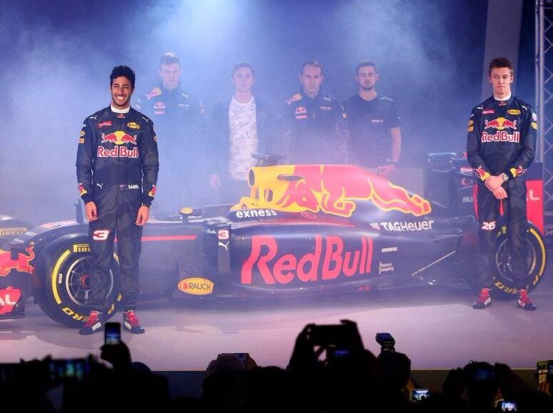 Foto zur News: Risiko: Red Bull besteht Crashtests auf den letzten Drücker