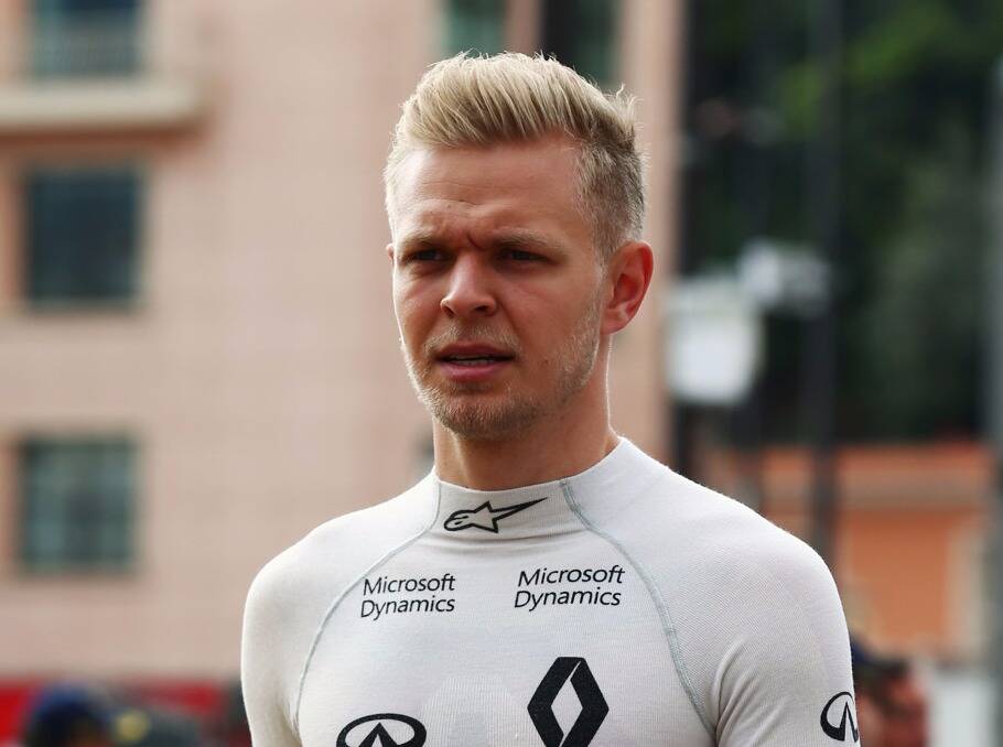 Foto zur News: Magnussen über Mercedes-Crash: Hätte es wie Lewis gemacht