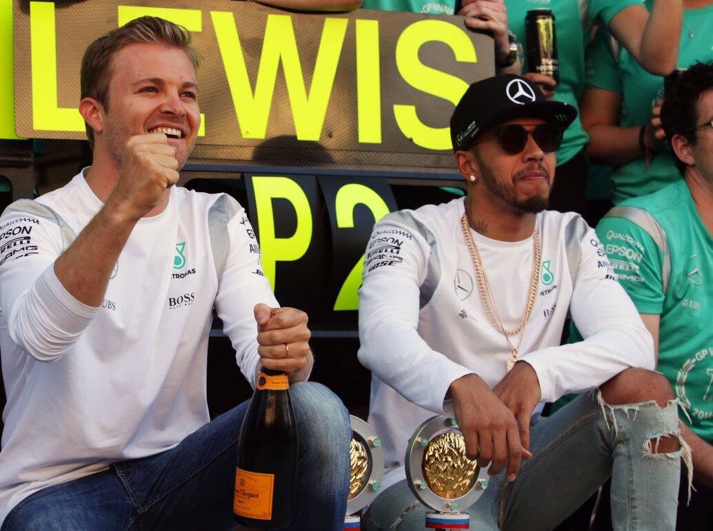 Foto zur News: Wie Mercedes heute von der Stallkollision in Spa 2014 profitiert