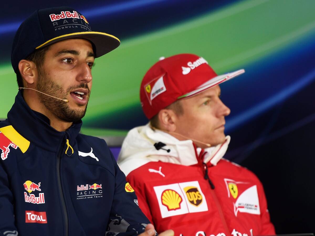 Foto zur News: Ricciardo richtet Ferrari aus: "Bleibe bis 2018 bei Red Bull"