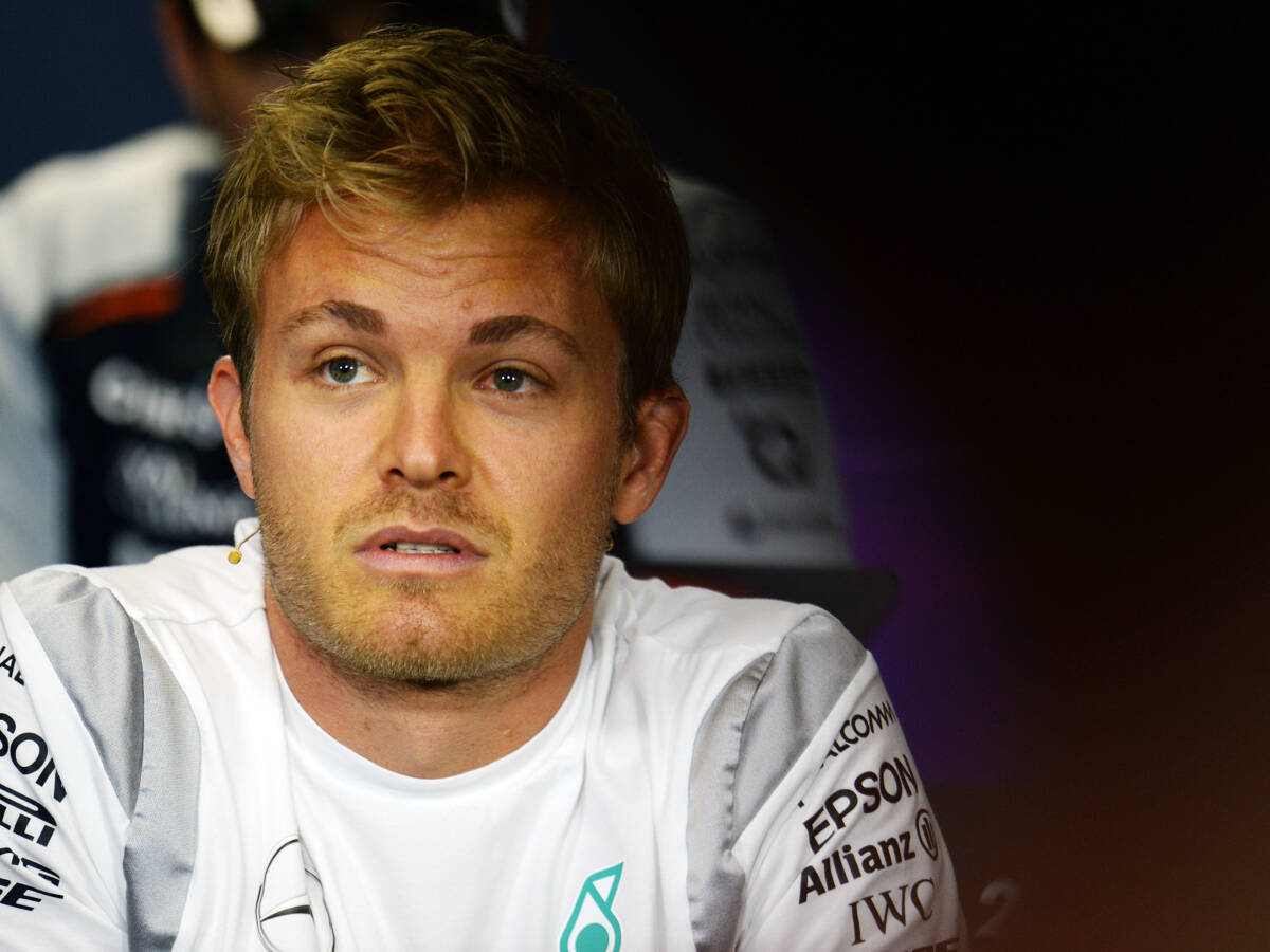 Foto zur News: Offiziell: Nico Rosberg unterschreibt Mercedes-Vertrag bis 2018