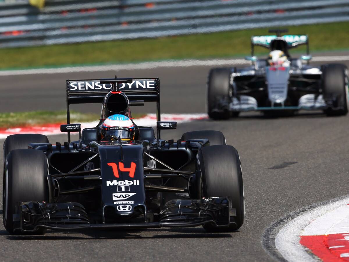 Foto zur News: "Unvorstellbar": Alonso und McLaren feiern Platz sieben in Spa