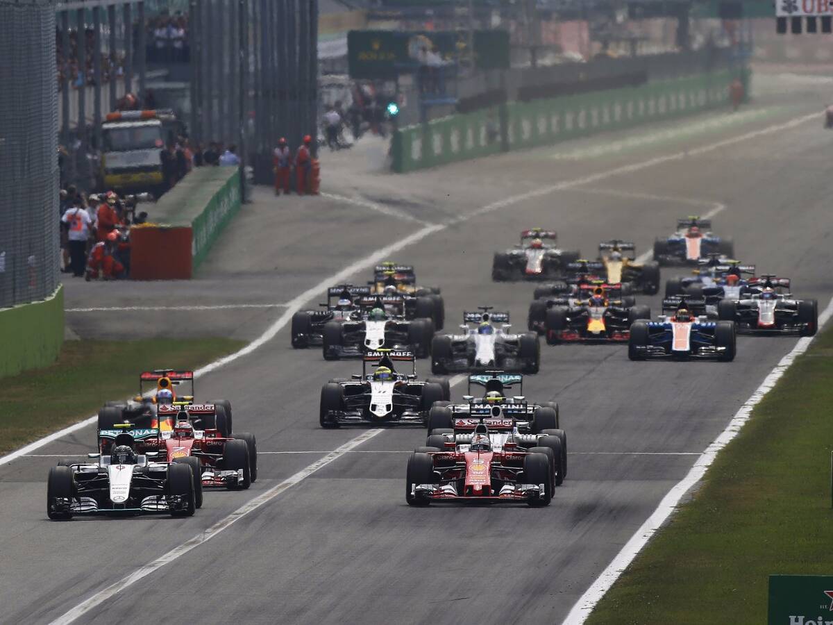 Foto zur News: Formel-1-Start: Warum jeder Meter entscheidend ist
