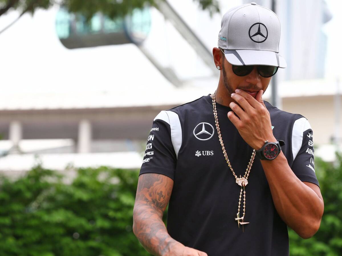 Foto zur News: Schwächen bei der Setuparbeit? Surer kritisiert Lewis Hamilton