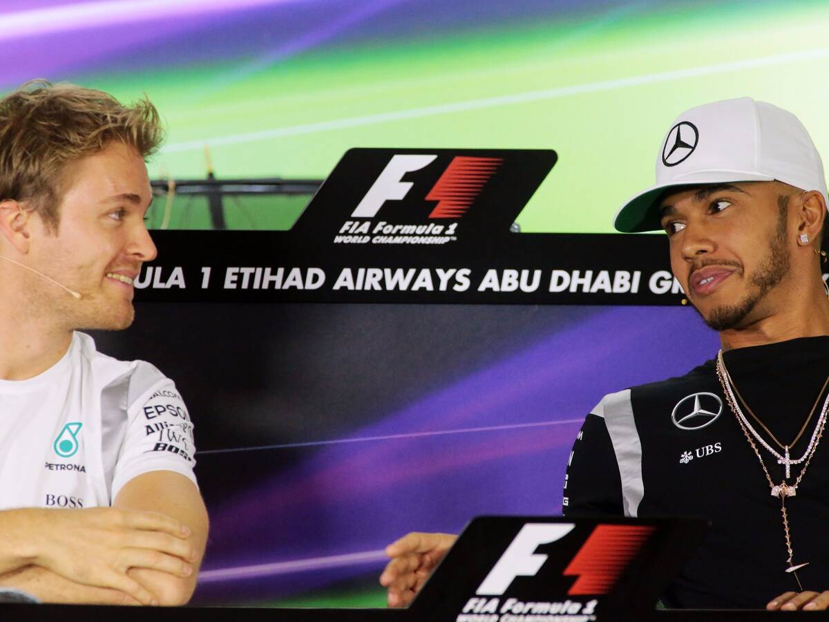 Foto zur News: Verhältnis zu Rosberg: Hamilton blieb bei Pizza und Playstation