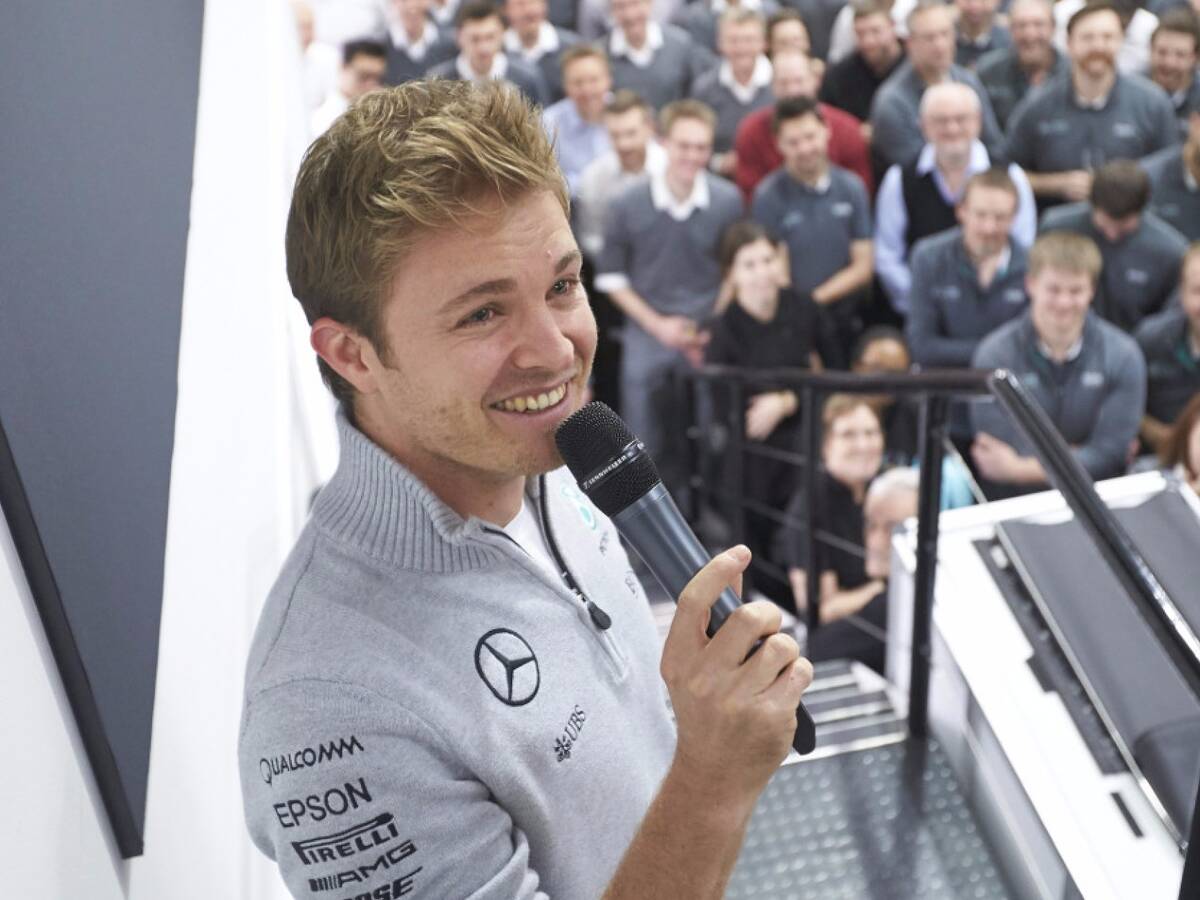 Foto zur News: Nico Rosberg: "Ohne den Titel wäre ich weitergefahren"