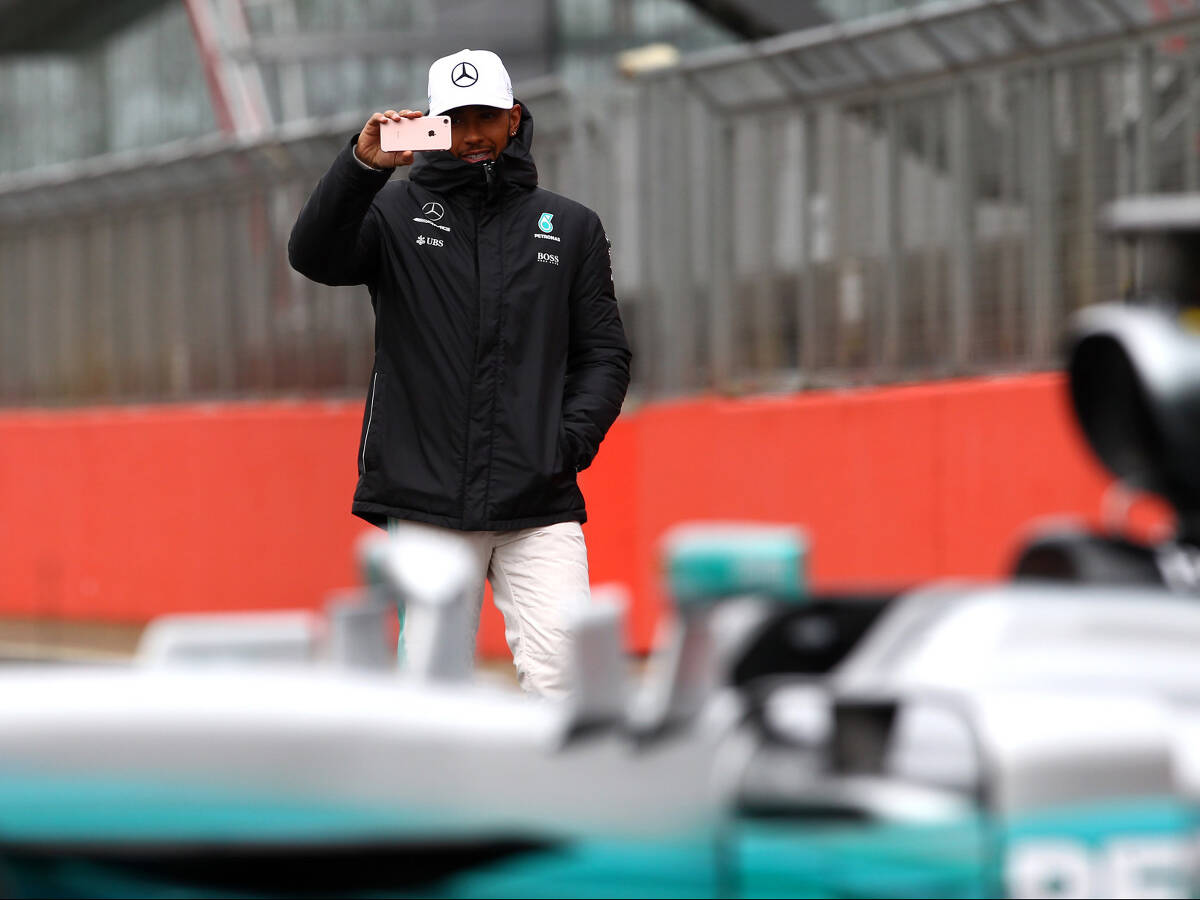 Foto zur News: Irre Idee: Hamilton will im Formel-1-Auto Musik hören
