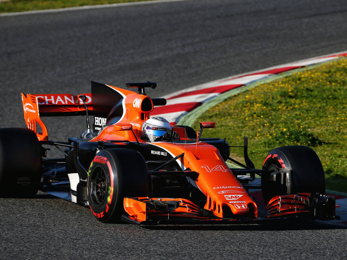 Foto zur News: Alonso "unglücklich": Problem am Ölsystem stoppt McLaren