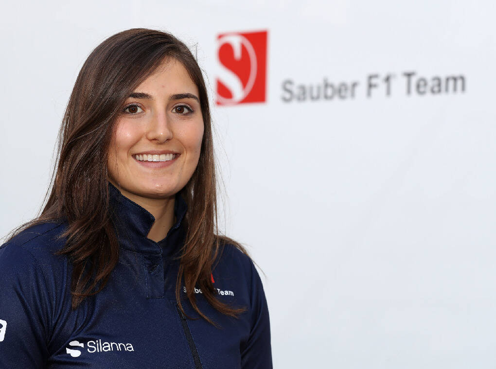 Foto zur News: Frauenpower bei Sauber: Tatiana Calderon ergänzt Fahrerkader
