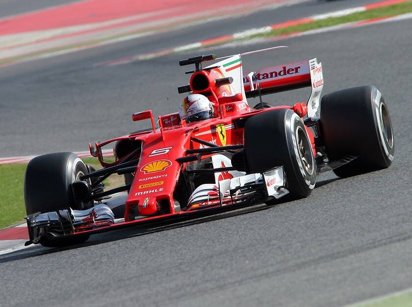 Foto zur News: Romain Grosjean verrät: Ferrari hält noch Leistung zurück