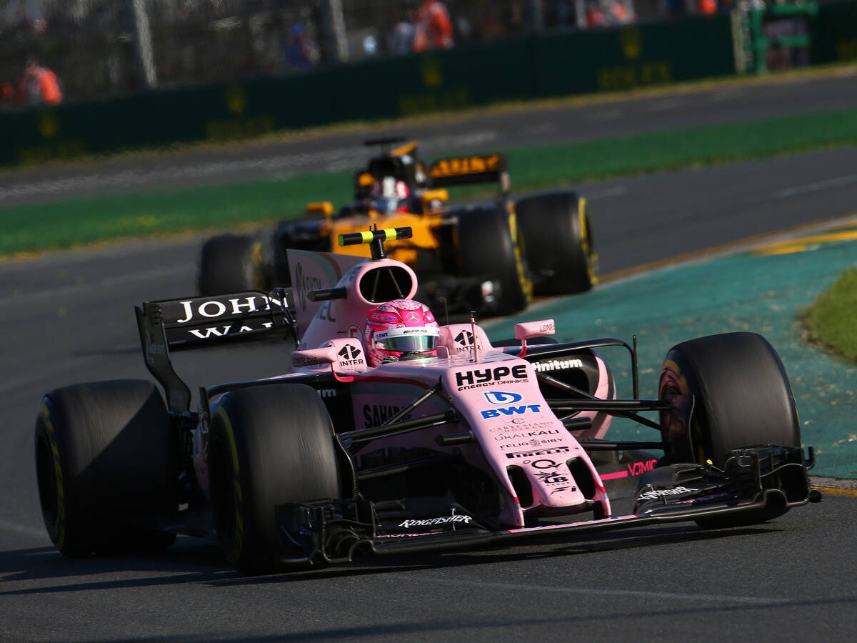 Foto zur News: Force India in den Top 10: Ocon glänzt im Alonso-Duell