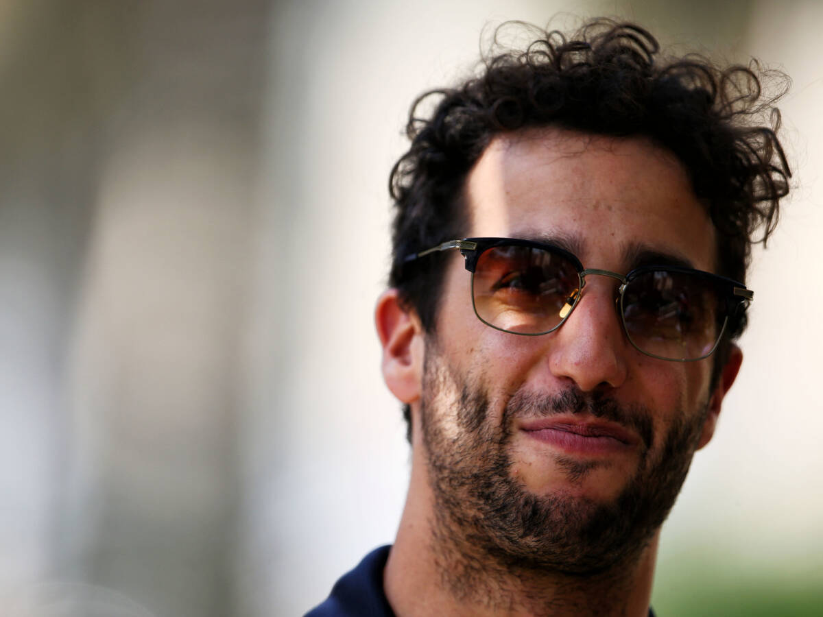 Foto zur News: Daniel Ricciardo schreibt WM-Hoffnungen für 2017 ab